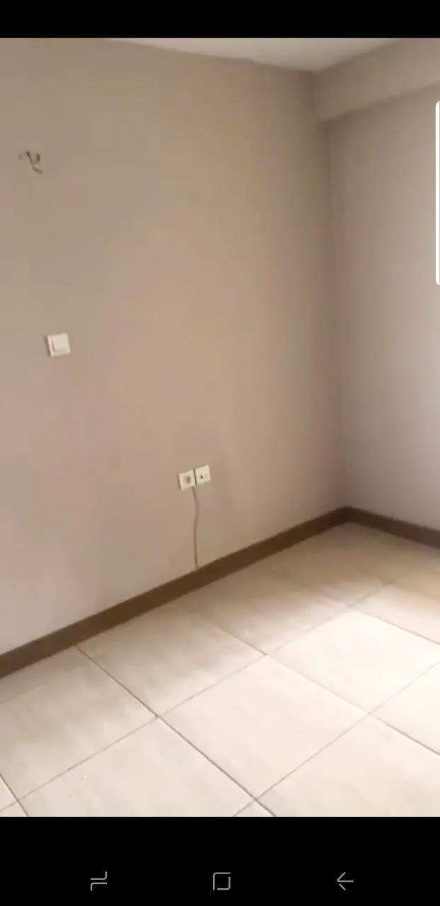 قبل از باسازی دفتر ونک